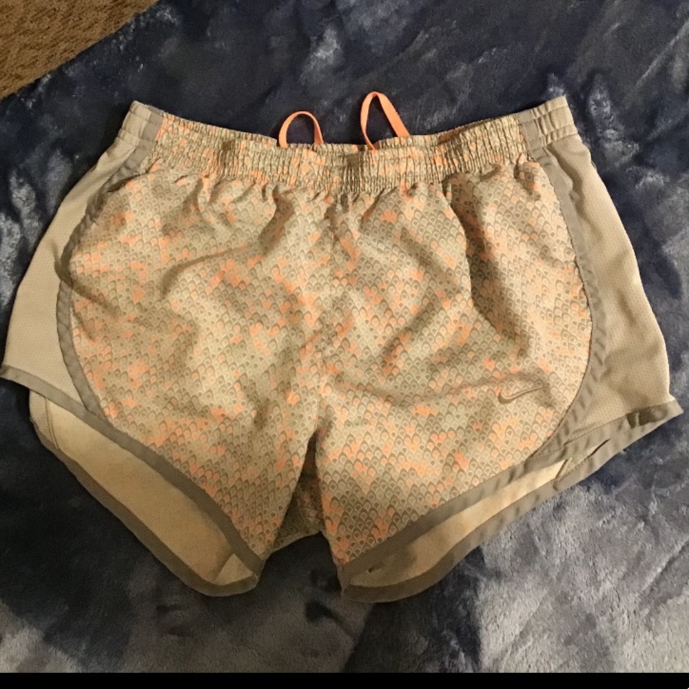 Youth medium Nike shorts